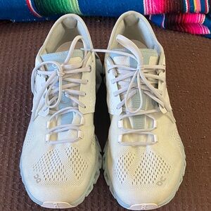 ON Women's Athletic Shoes - WHITE TEAL